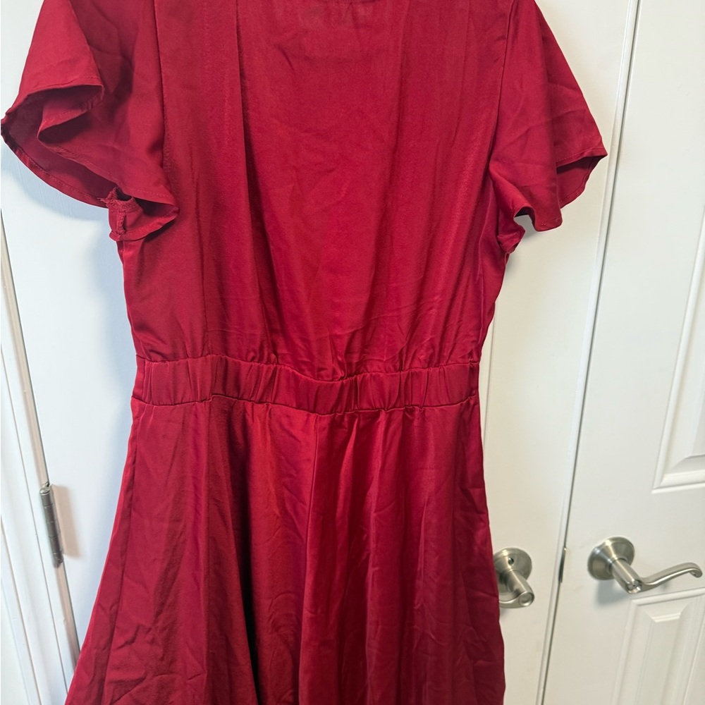 Elegant Burgundy Tie-Front Dress - Picture 5 of 6